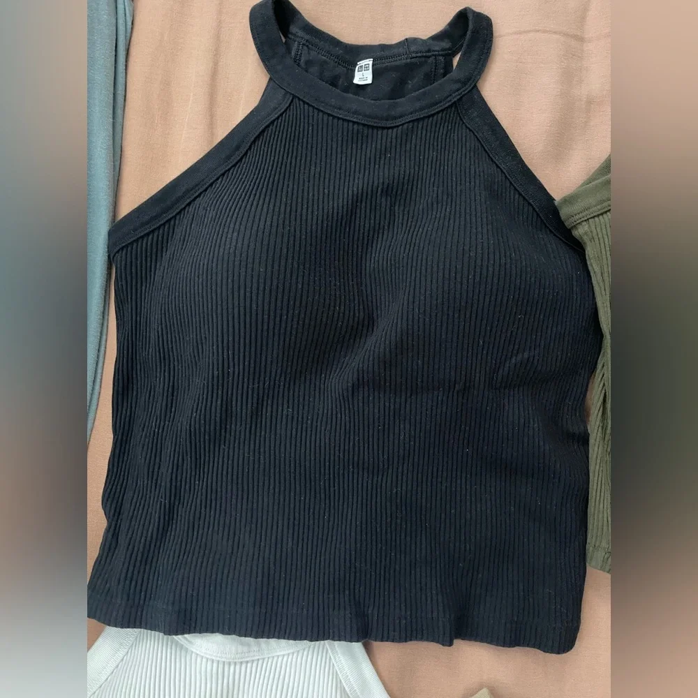 Uniqlo Women's Ribbed Tank built in bra White, Pink,Olive,Tan&black. 5 tops - Picture 8 of 12